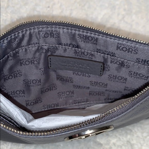 NWT Michael Kors Heather Gray Leather Wristlet - Picture 6 of 7